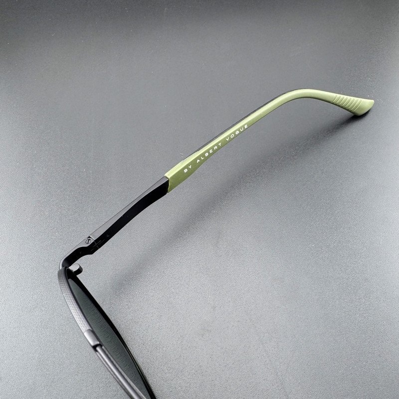 عینک آفتابی مردانه آلبرت وگ مدل JS8528C04-P144 Polarized Flex