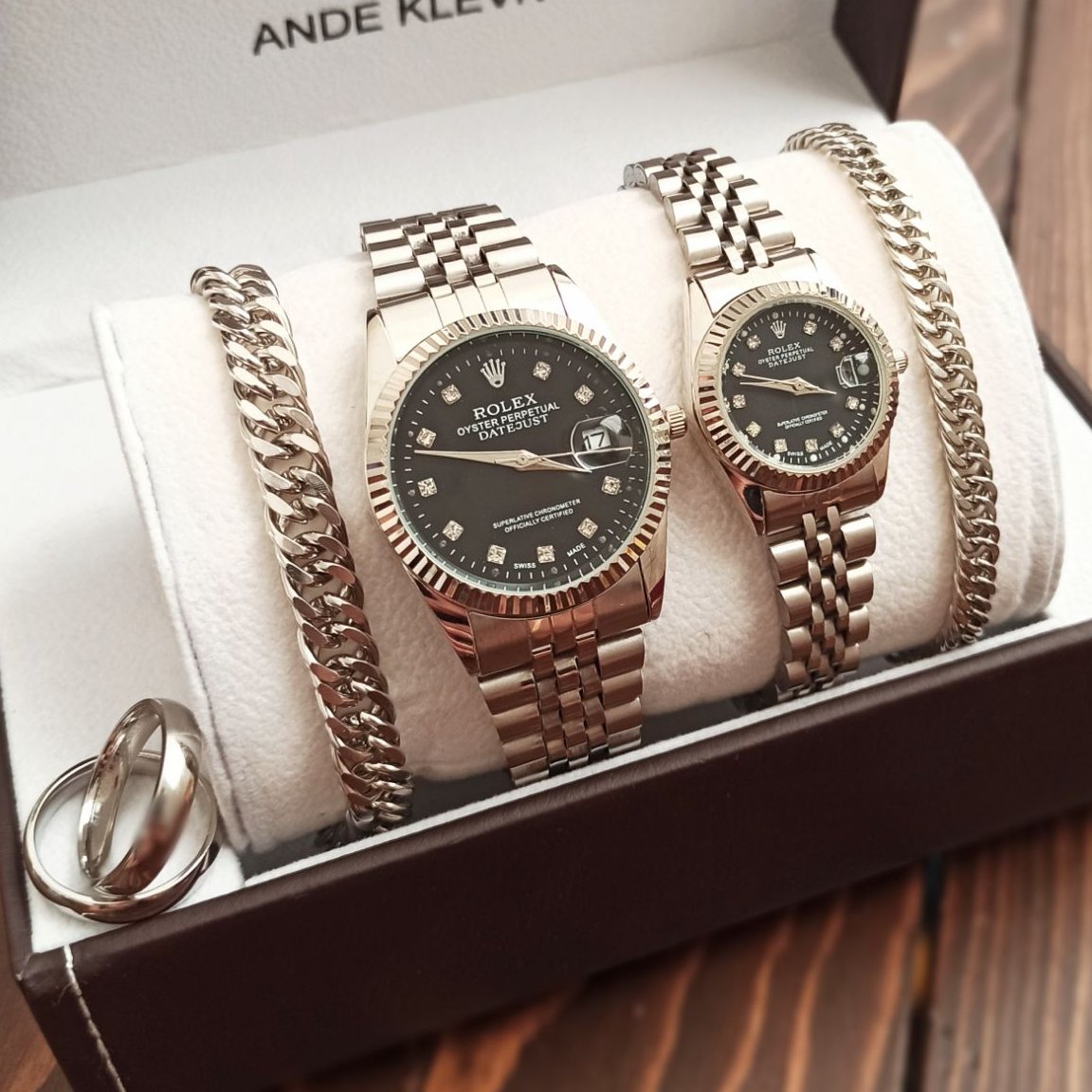 ست ساعت زنانه و مردانه رولکس Rolex نقره ای با دستنبد و گردنبند